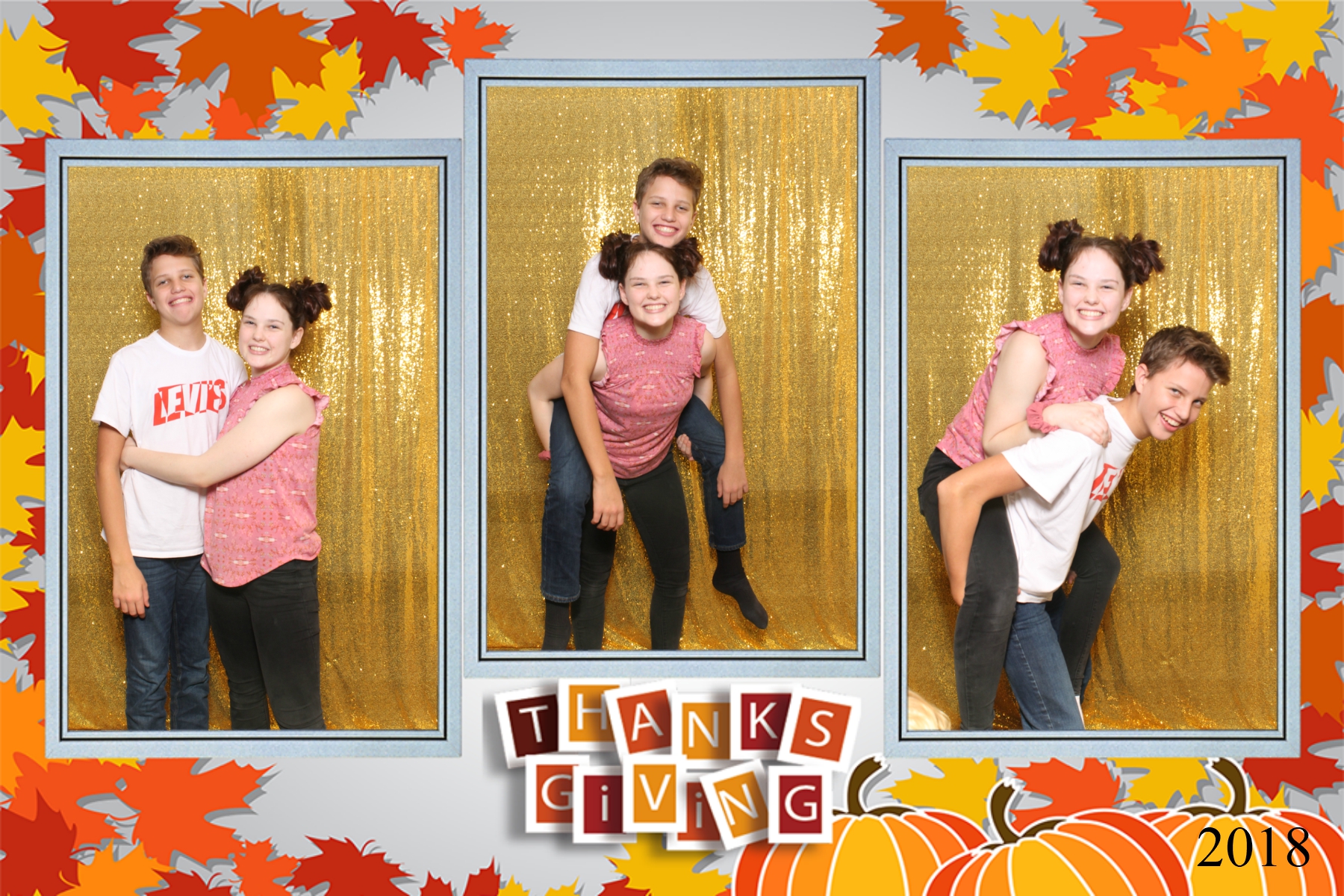 Thanksgiving 2018 | View more photos from the event at gallery.niknoxphotobox.com/u/NiKnox-Photo-Box/Thanksgiving-2018